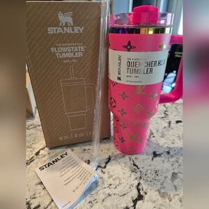 Stanley Pink and Green Quencher H2.0 Tumbler